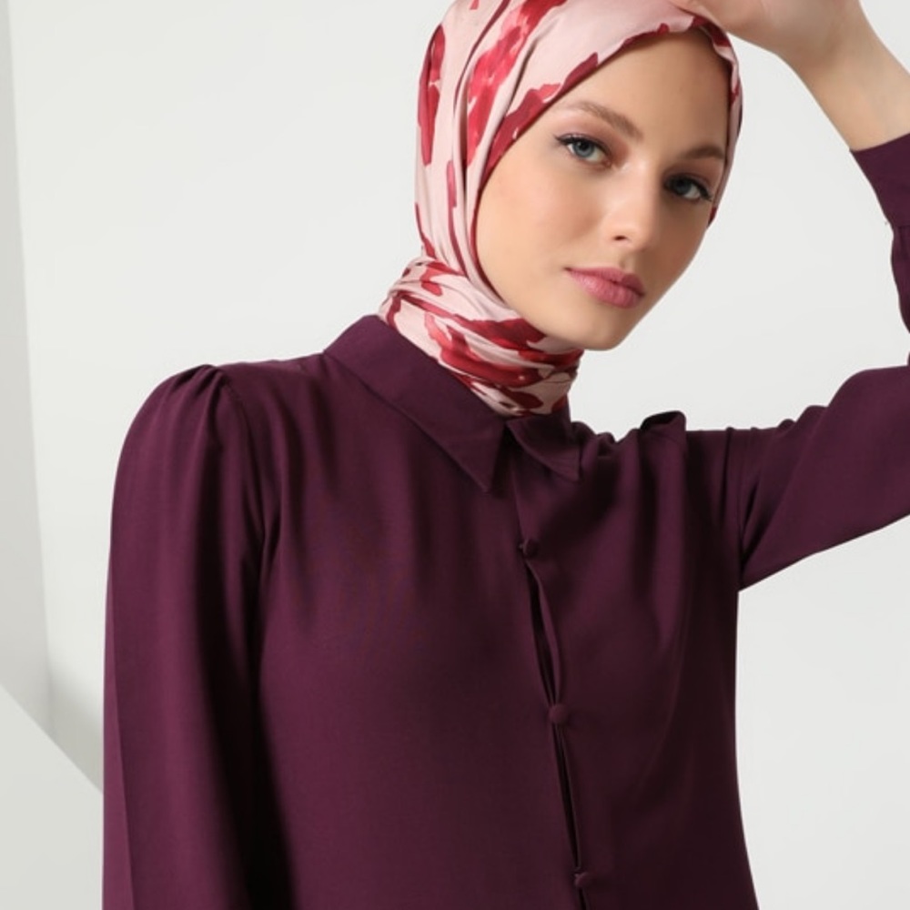 Viscose Tunic. Calf length.